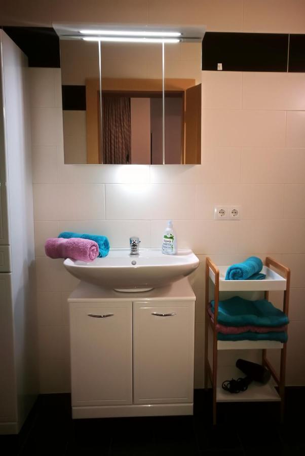 Apartment Kogler Fuegen Ngoại thất bức ảnh